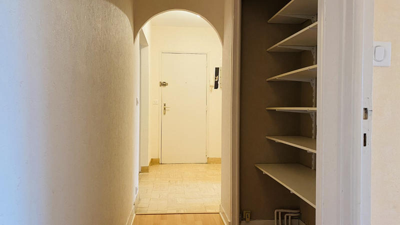 Appartement - 80 m² - 2 pièces