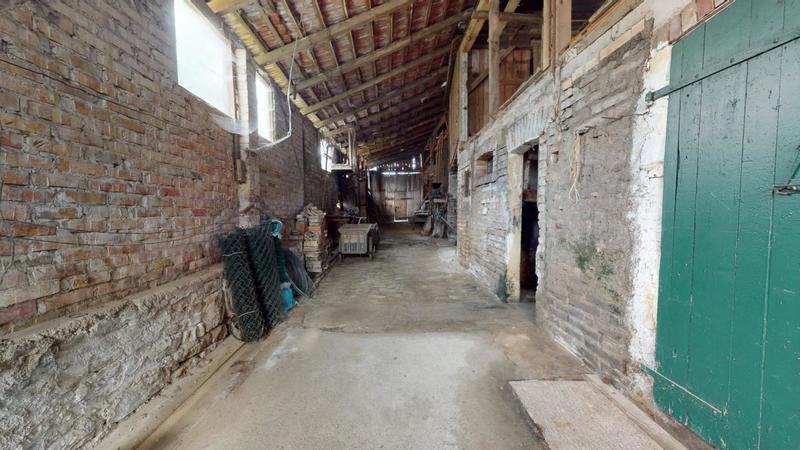 Maison - 99 m² - 5 pièces