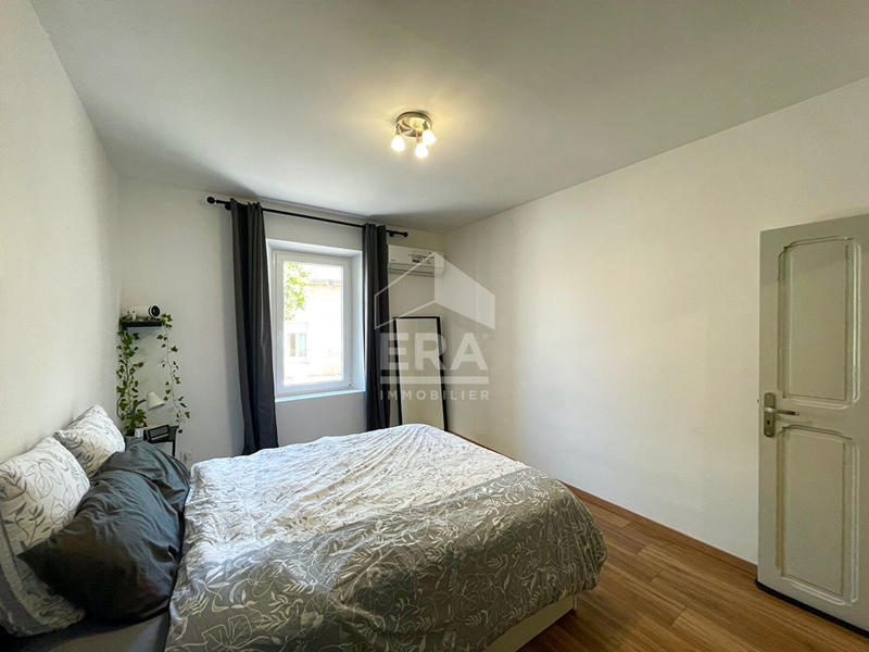 Appartement - 82 m² - 3 pièces