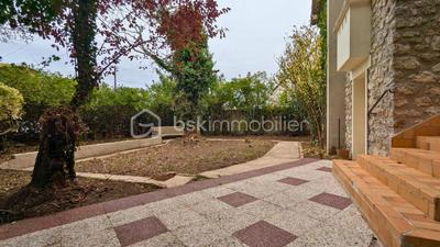 Maison ancienne - 121 m² - 6 pièces