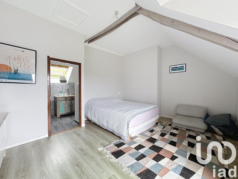 Maison - 210 m² - 7 pièces