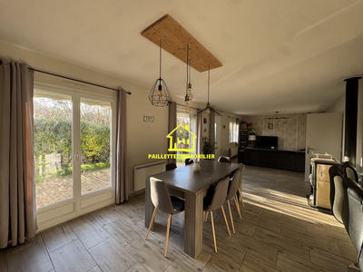 Maison traditionnelle - 110 m² - 5 pièces