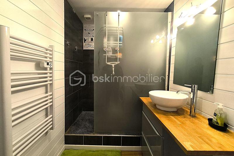 Demeure - 270 m² - 8 pièces