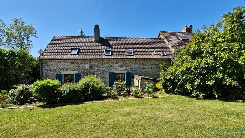 Maison ancienne - 306 m² - 12 pièces