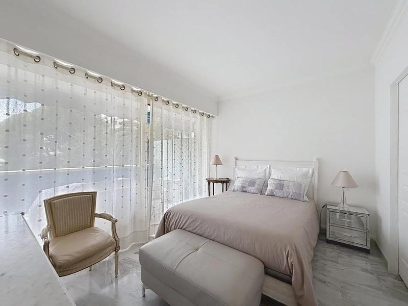 Appartement - 94 m² - 4 pièces