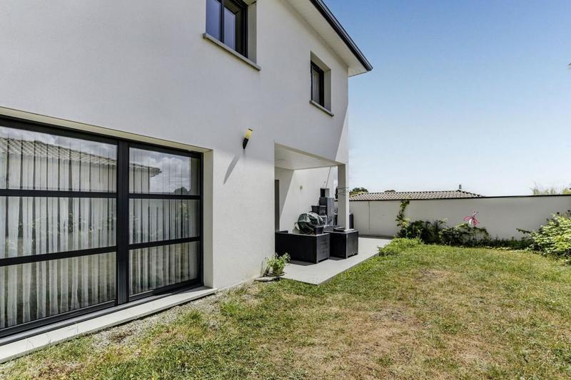 Maison - 145 m² - 5 pièces