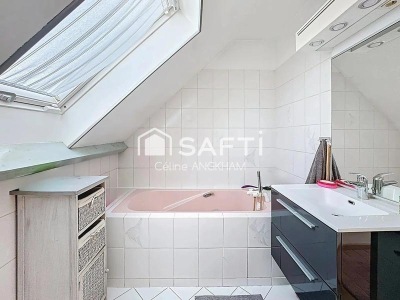 Maison - 101 m² - 6 pièces