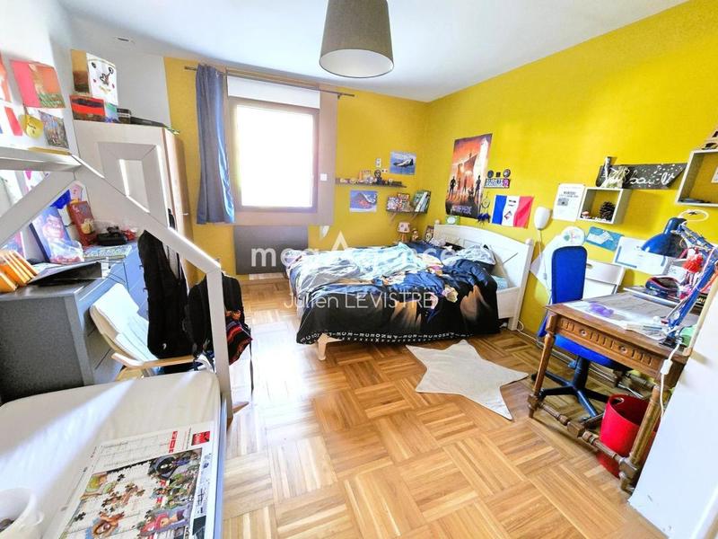 Maison - 190 m² - 7 pièces