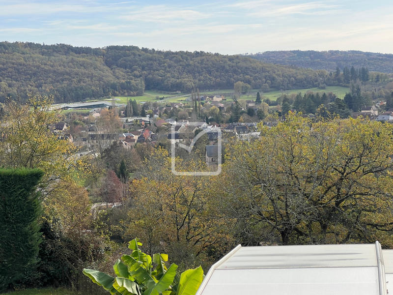 Maison - 146 m² - 7 pièces