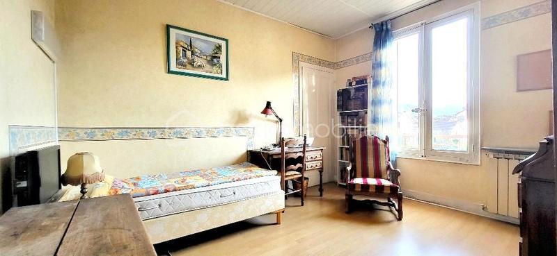 Maison - 109 m² - 8 pièces