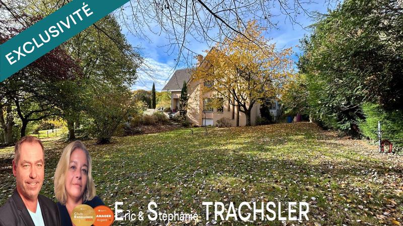 Maison - 445 m² - 10 pièces