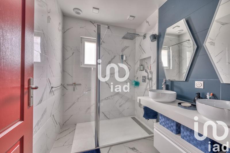 Maison - 98 m² - 4 pièces