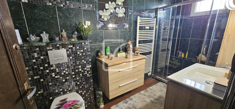 Maison - 117 m² - 6 pièces