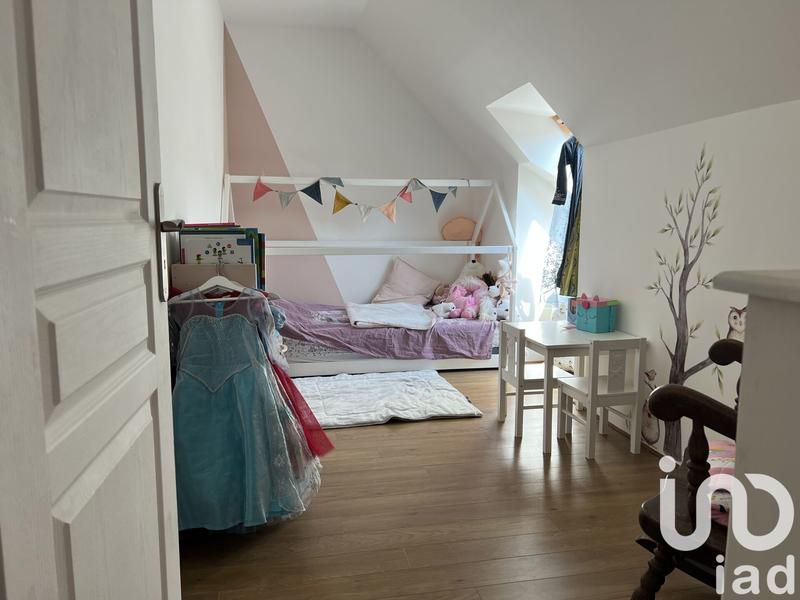 Maison - 99 m² - 5 pièces