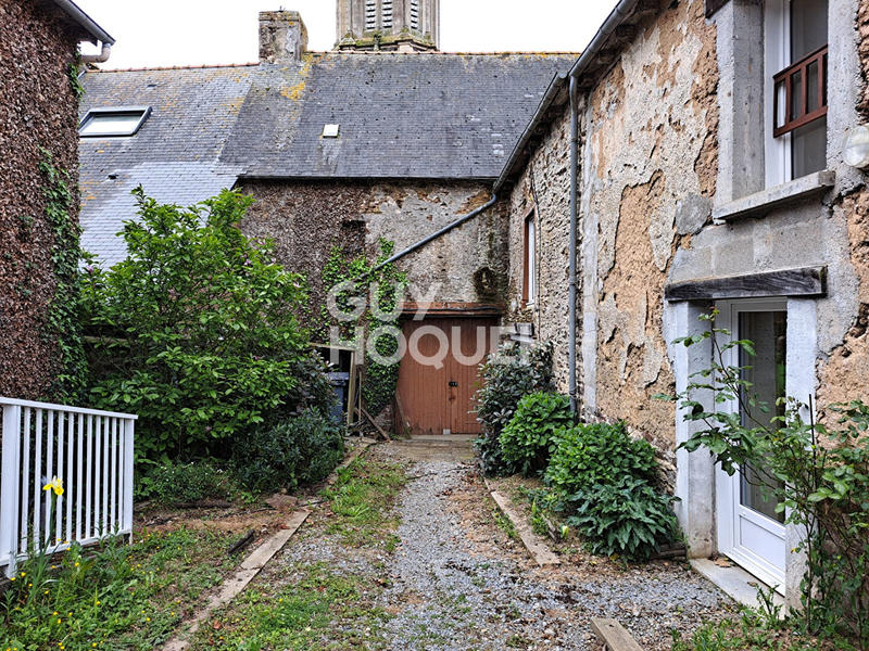 Maison - 242 m² - 8 pièces