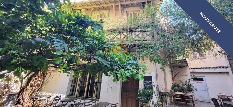 Immeuble - 1 345 m² - 20 pièces