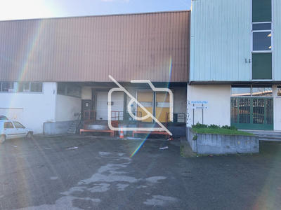 Entrepôt - 5 857 m²