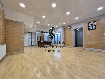 Immeuble - 206 m² - 2 pièces