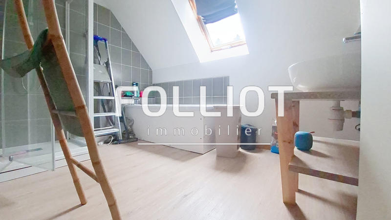 Maison - 205 m² - 7 pièces