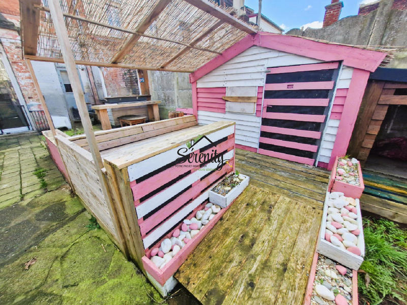 Maison - 223 m² - 10 pièces