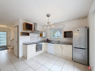 Maison - 101 m² - 5 pièces