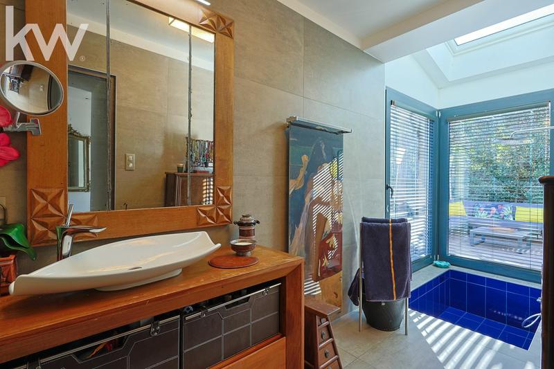 Villa - 200 m² - 6 pièces