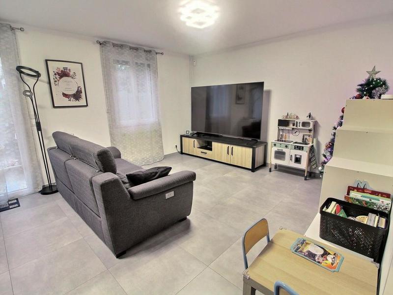 Maison - 87 m² - 4 pièces