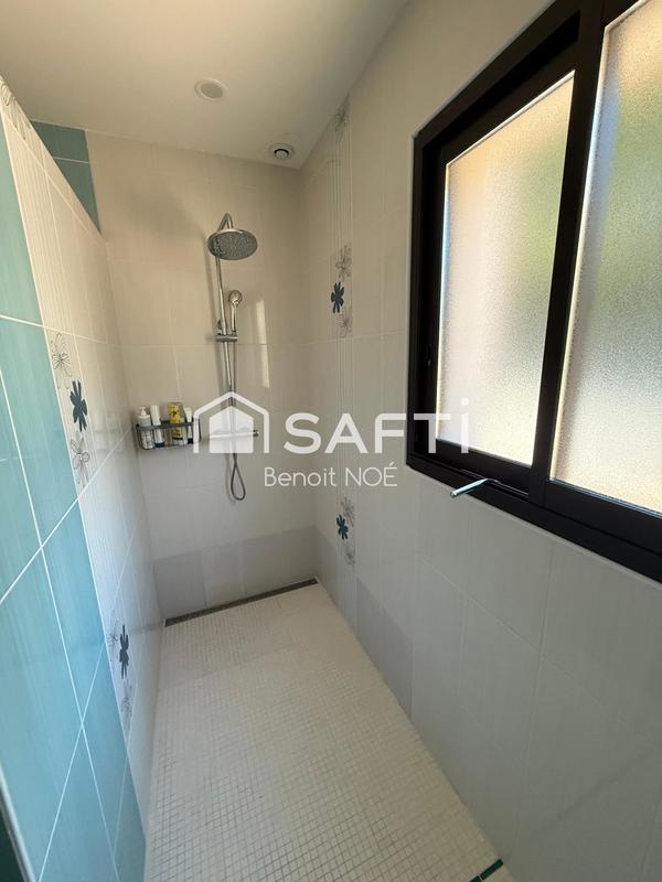 Maison - 180 m² - 6 pièces