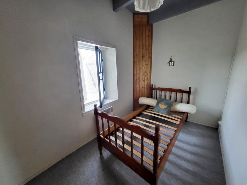 Maison - 92 m² - 9 pièces