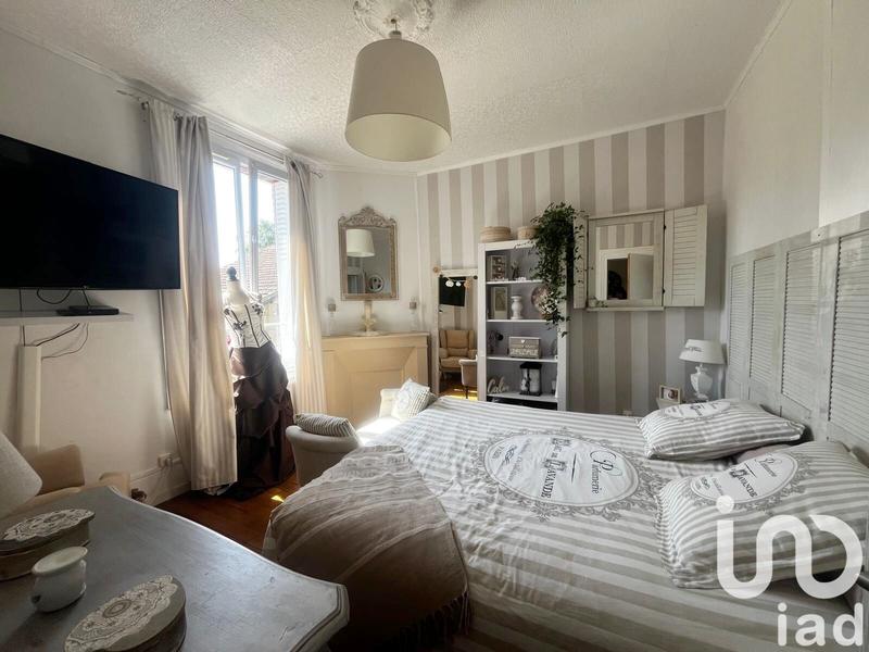 Maison - 168 m² - 8 pièces