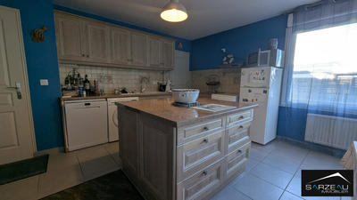 Maison - 188 m² - 10 pièces