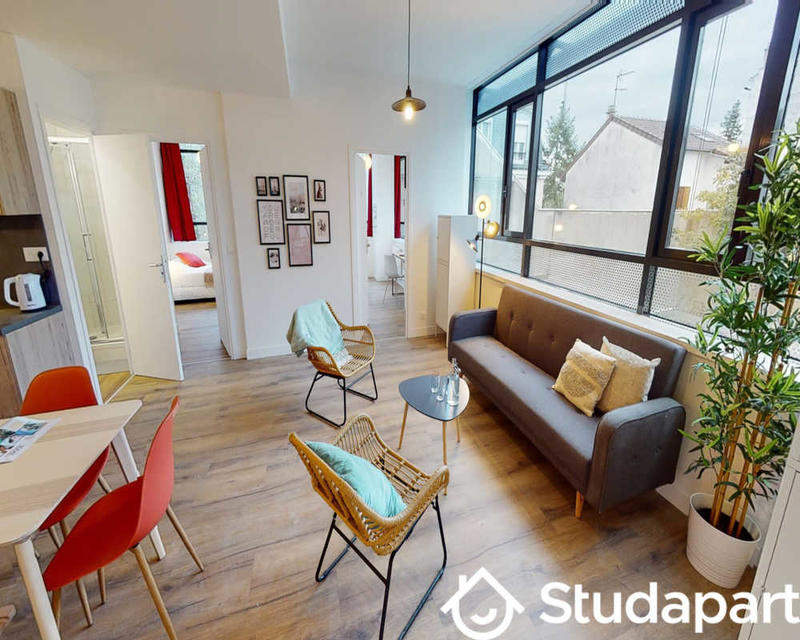 Chambre - 110 m² - 1 pièce