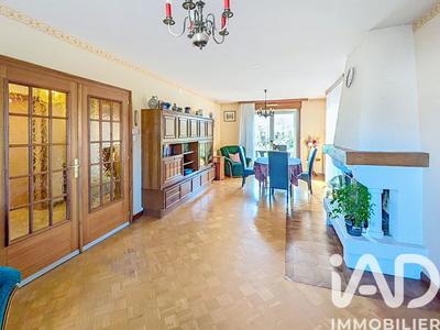 Maison - 102 m² - 5 pièces