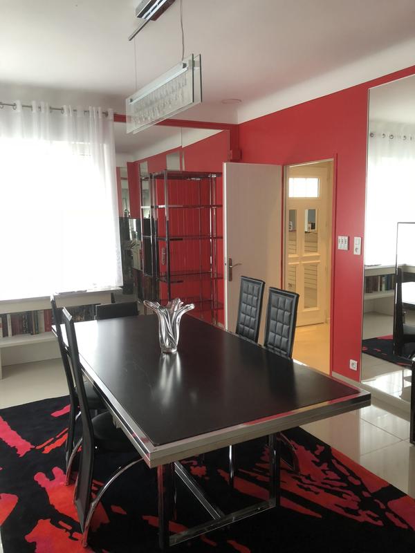 Maison traditionnelle - 176 m² - 7 pièces