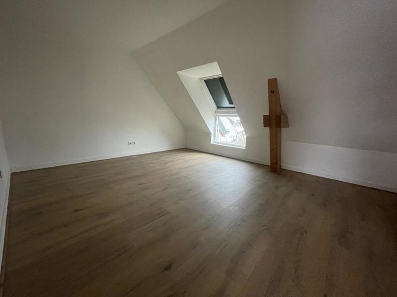 Appartement ancien - 94 m² - 4 pièces