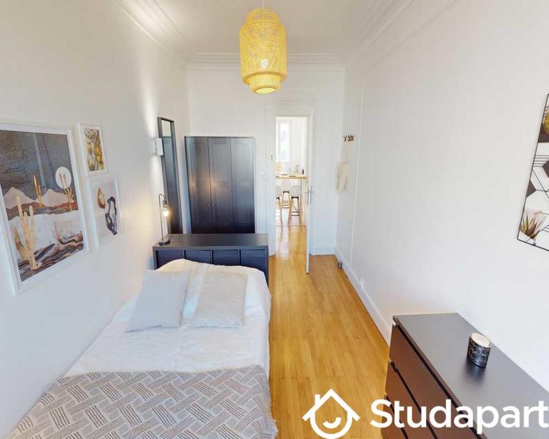 Chambre - 50 m² - 1 pièce