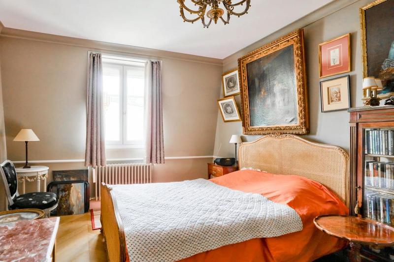 Maison - 196 m² - 5 pièces