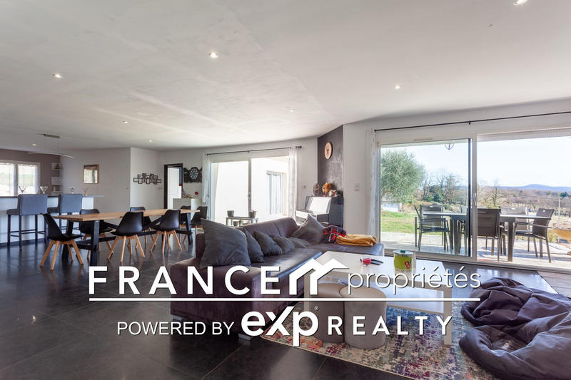 Maison contemporaine - 160 m² - 4 pièces