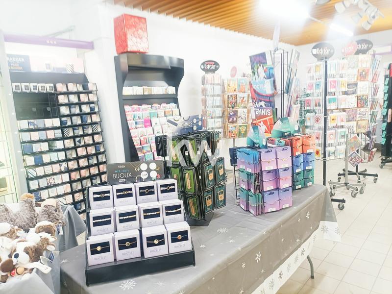 Fonds de commerce - Magasins - 120 m²