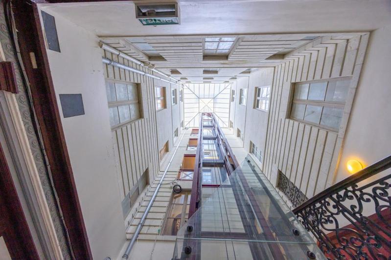 Appartement - 170 m² - 5 pièces