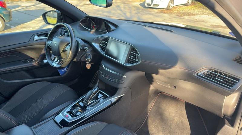 Peugeot 308 1.2 PureTech 130 Eat8 Gt-Line