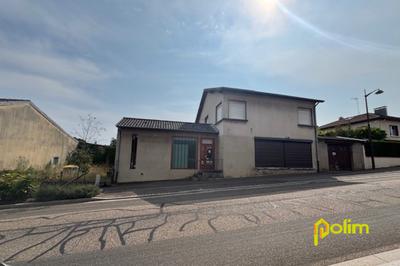 Maison - 190 m² - 7 pièces