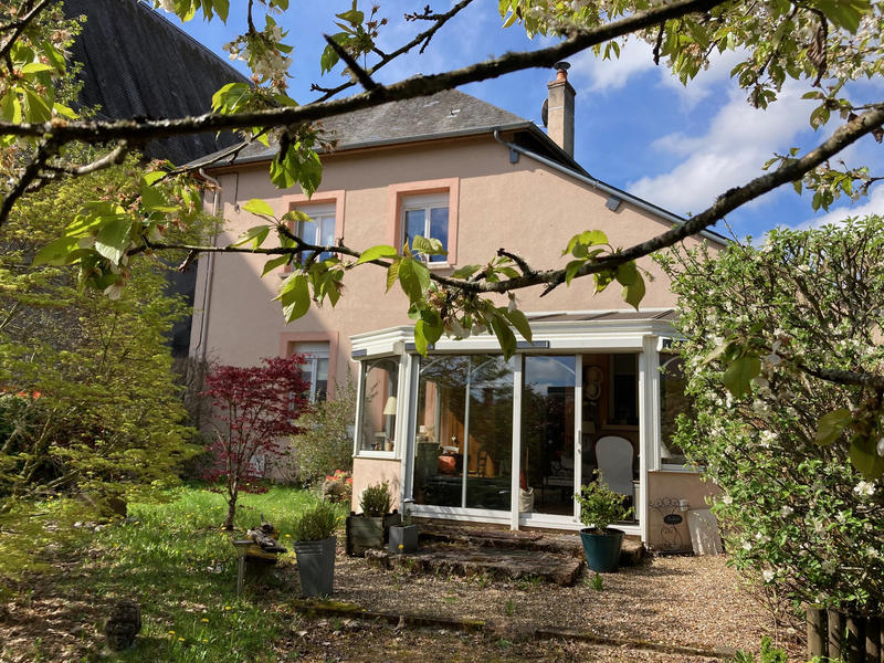 Maison - 160 m² - 6 pièces