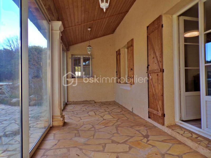 Maison traditionnelle - 171 m² - 6 pièces