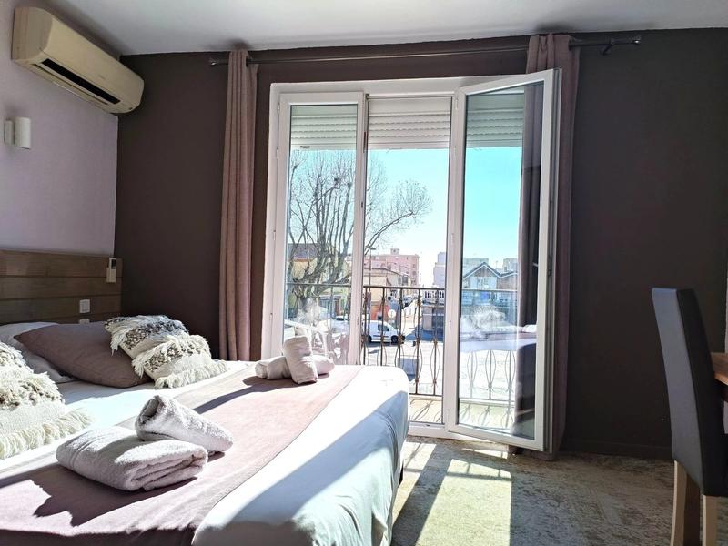 Magasins - 15 pièces