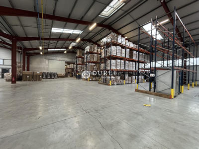 Local d'activités - 3 355 m²