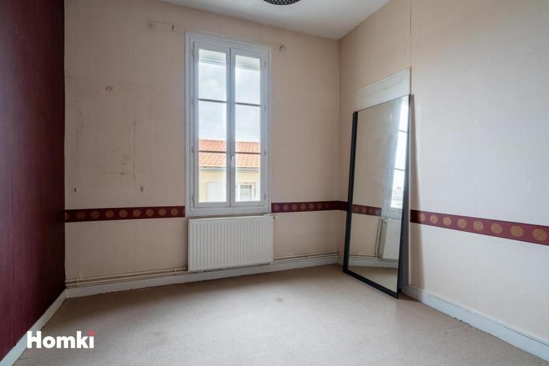 Maison - 270 m² - 8 pièces