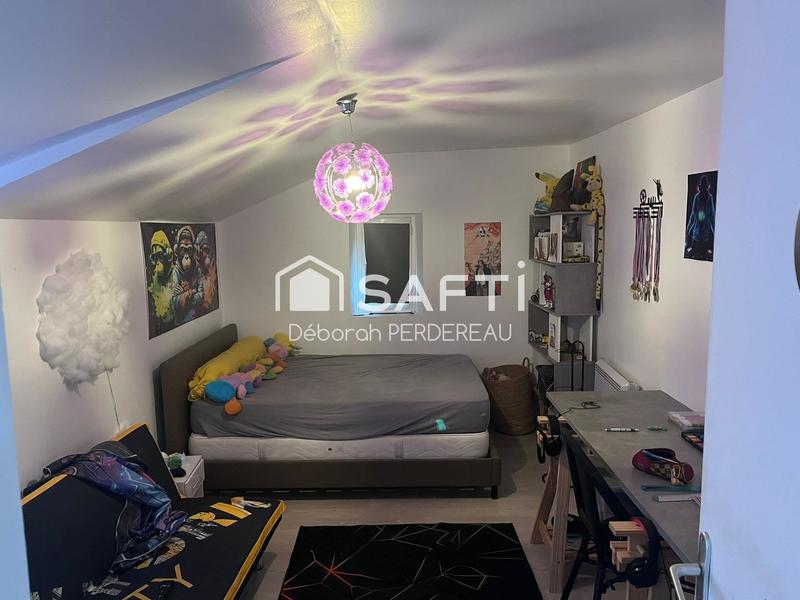 Propriété - 153 m² - 10 pièces