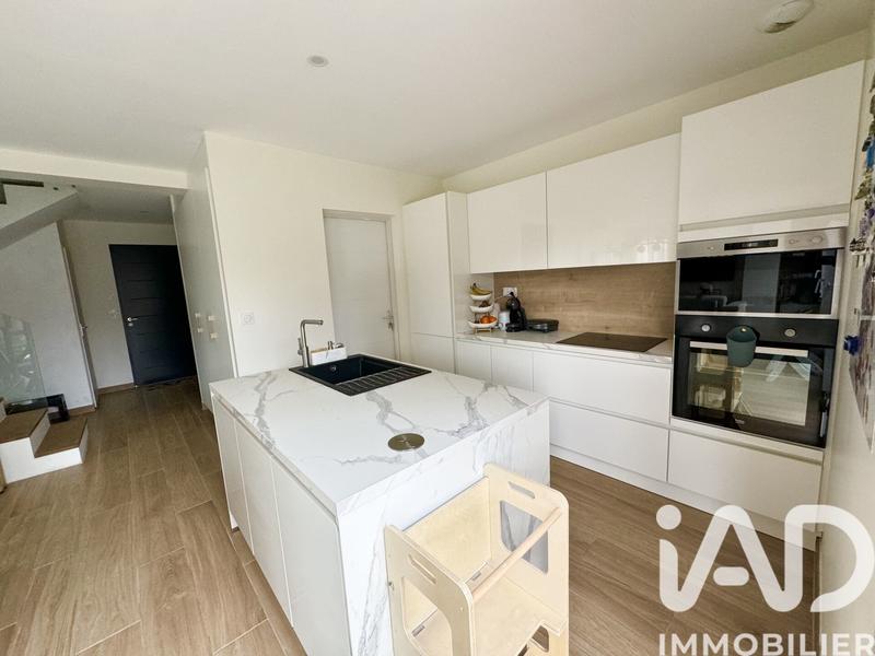 Maison - 142 m² - 6 pièces