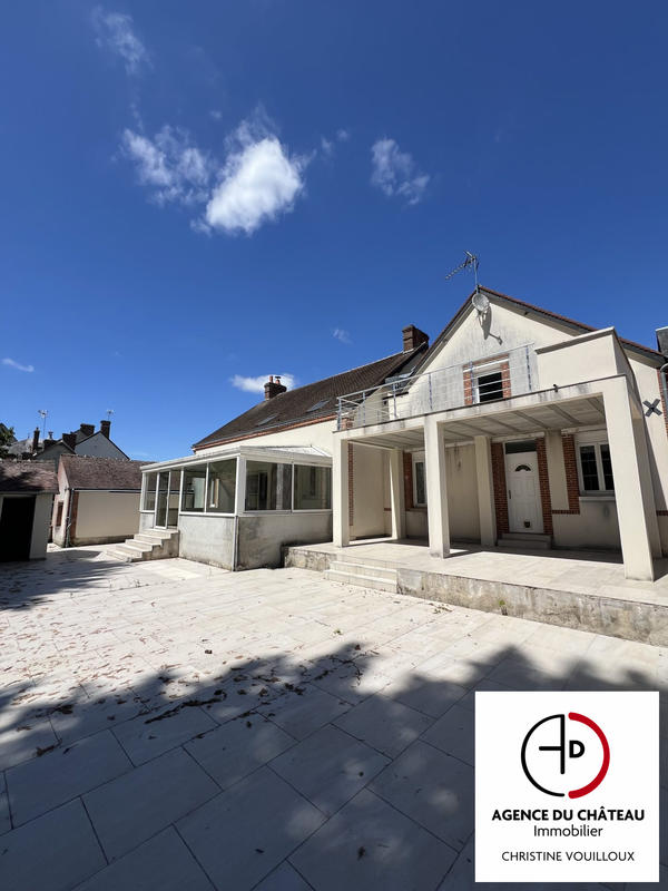 Maison traditionnelle - 310 m² - 6 pièces